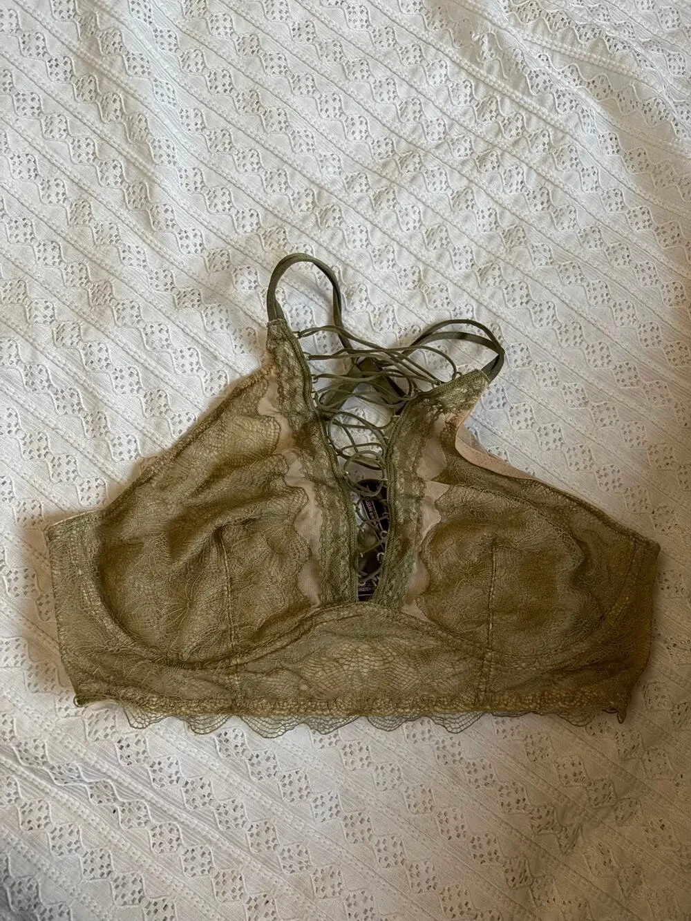 Victoria's Secret Olive Green Lace Bralette Strappy Back XL Wireless Bralette